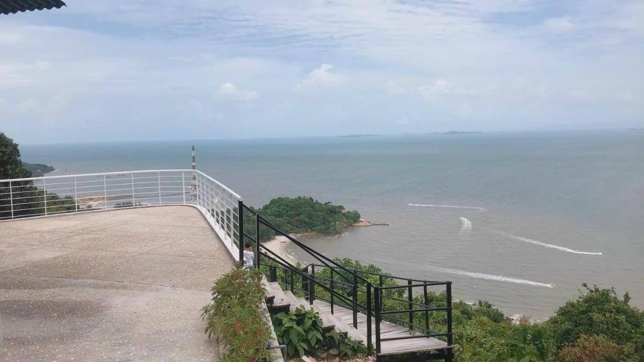 Khach San Bien Tay Hotel Ha Tien Exterior photo