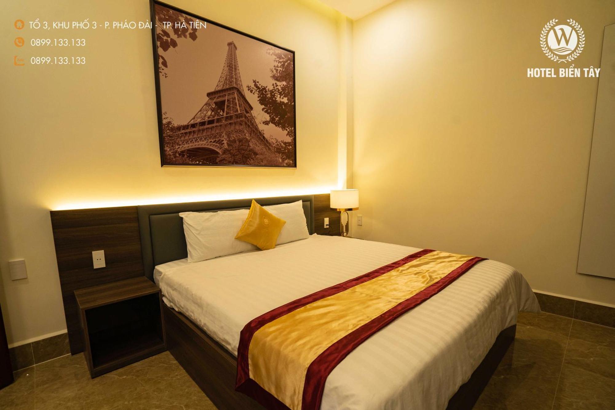 Khach San Bien Tay Hotel Ha Tien Exterior photo